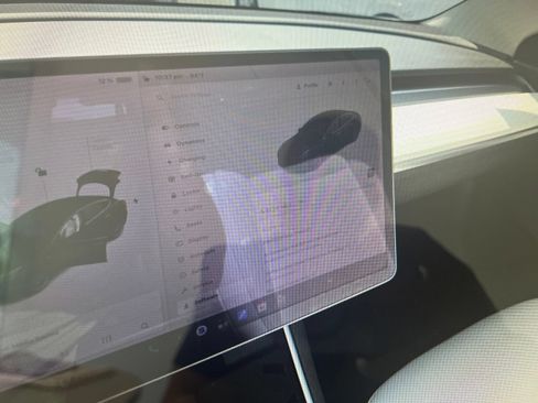 Used 2020 Tesla Model 3 Standard Range RWD image 13