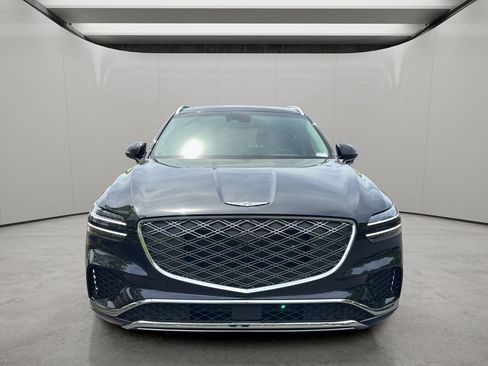 Certified 2026 Genesis GV70 2.5T AWD/4WD image 8
