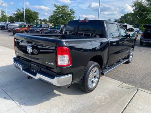 Used 2023 RAM 1500 Big Horn AWD/4WD image 3