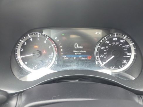 Used 2025 Toyota Highlander LE image 15