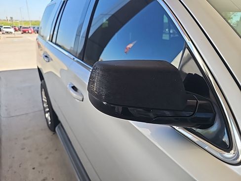 Used 2017 Chevrolet Tahoe LT image 24