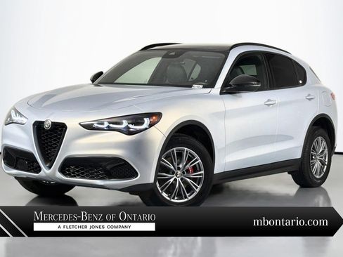 Used 2024 Alfa Romeo Stelvio Sprint RWD image 1