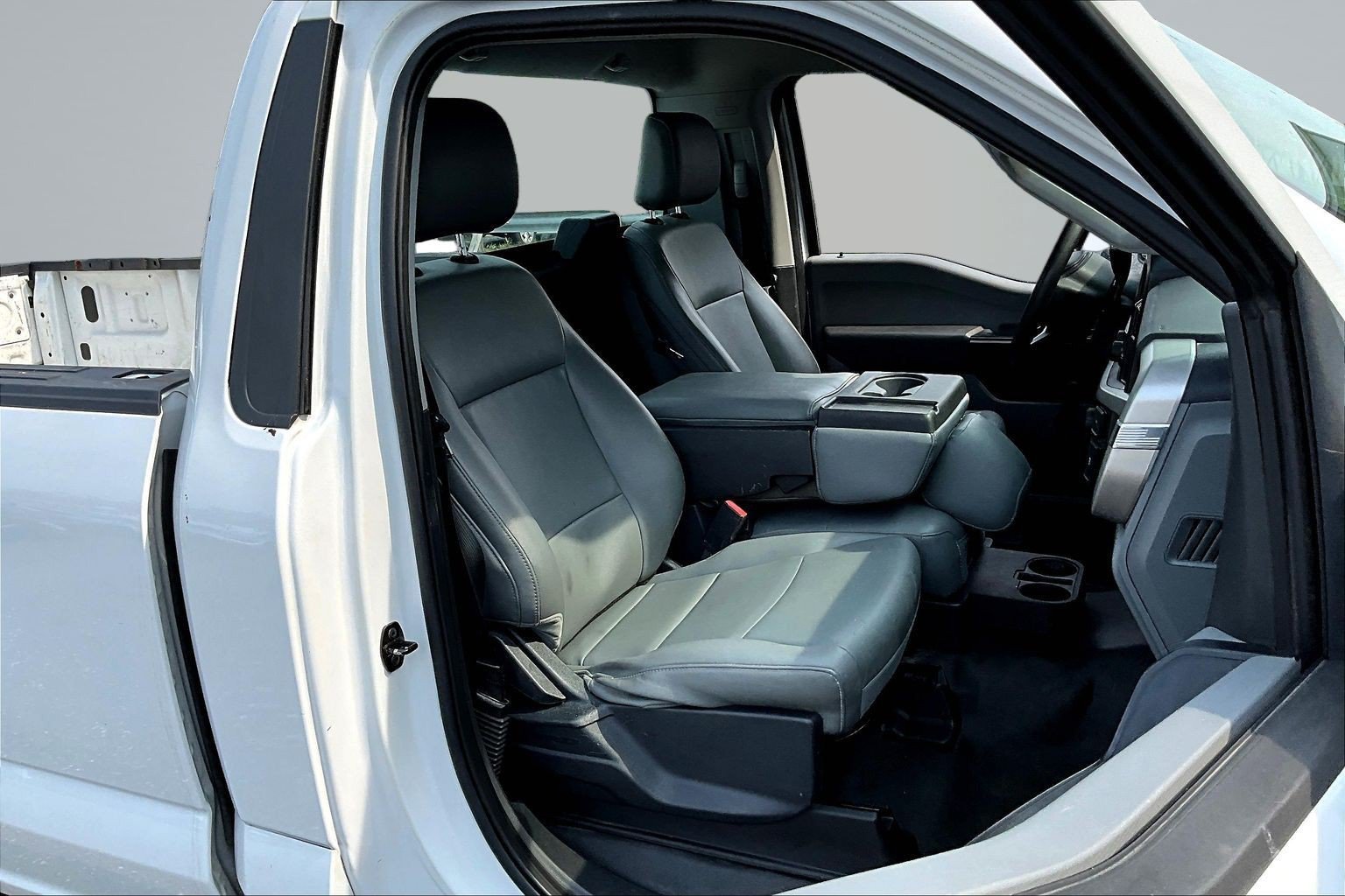 Used 2022 Ford F150 XL w/ Trailer Tow Package RWD image 23