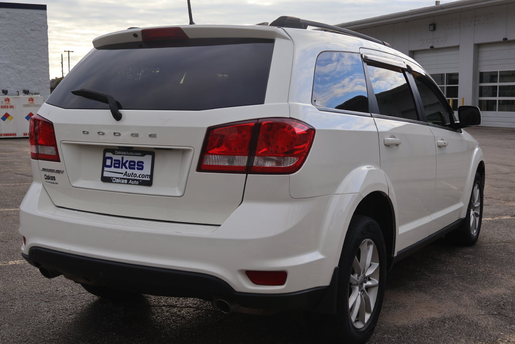 Used 2018 Dodge Journey SXT FWD image 8