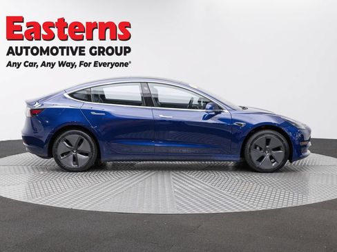 Used 2018 Tesla Model 3 Long Range RWD image 4