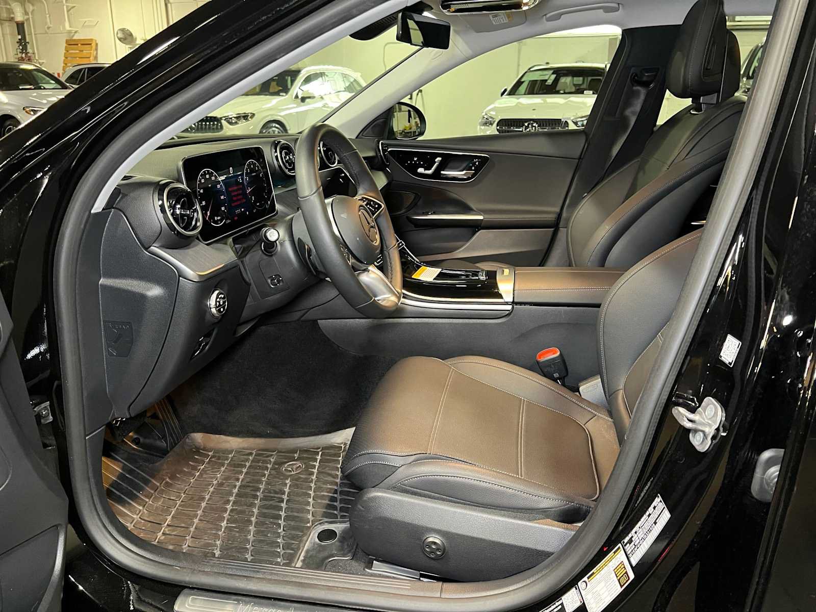 Used 2026 Mercedes-Benz C 300 4MATIC Sedan image 23