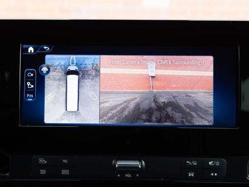 Used 2025 Mercedes-Benz Sprinter 2500 image 17