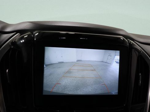 Used 2019 Chevrolet Traverse LT image 15