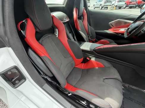 Used 2022 Chevrolet Corvette Stingray Premium Conv w/ 3LT RWD image 16