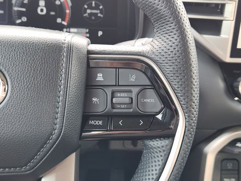 Used 2024 Toyota Tundra Limited image 27