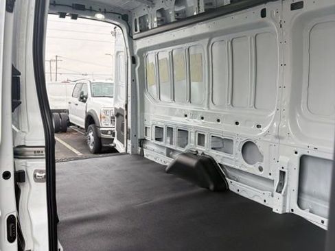 New 2026 Ford Transit 350 148 High Roof Extended RWD image 12