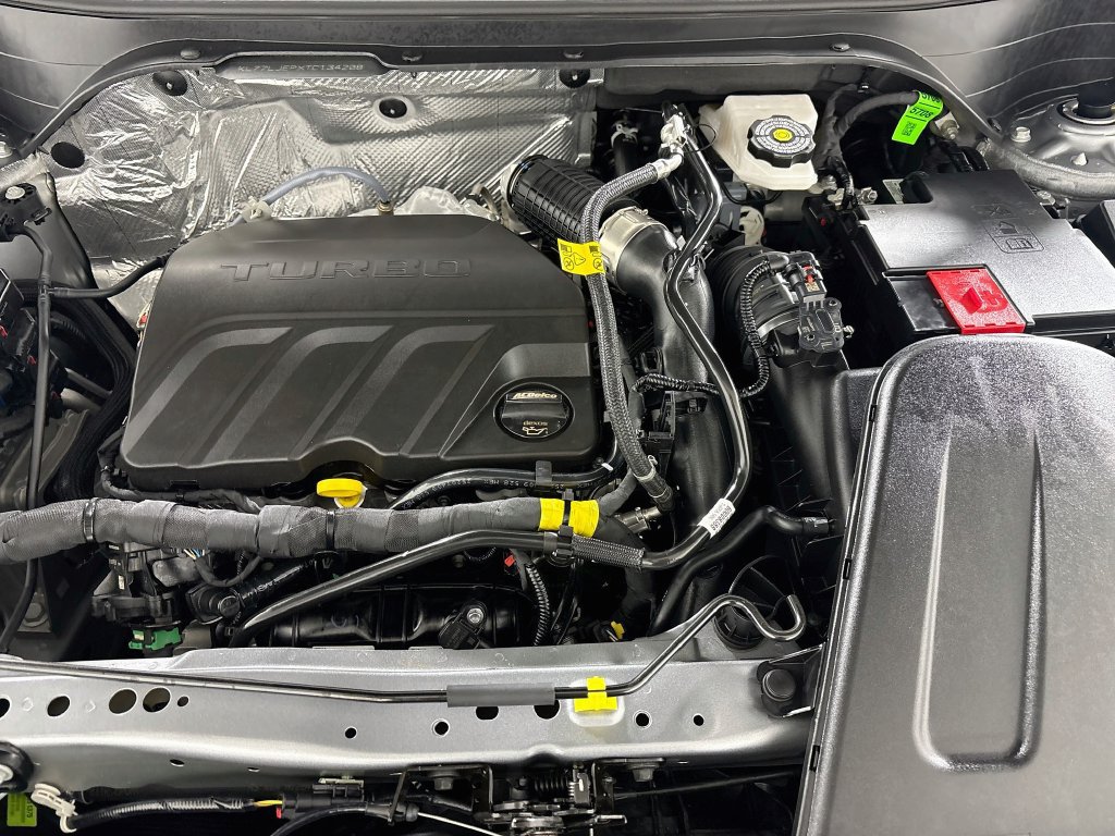 Certified 2026 Chevrolet Trax RS w/ Sunroof Package FWD image 31