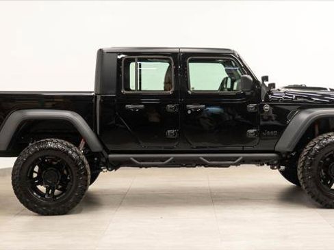 Used 2026 Jeep Gladiator Sport AWD/4WD image 6