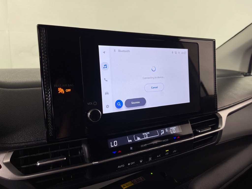 Certified 2026 Toyota Sienna LE FWD image 20