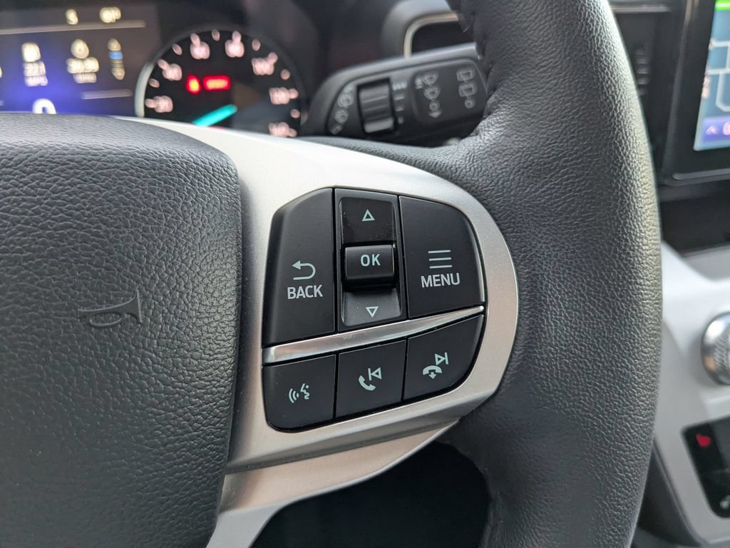 Used 2023 Ford Explorer XLT w/ Equipment Group 202A AWD/4WD image 23
