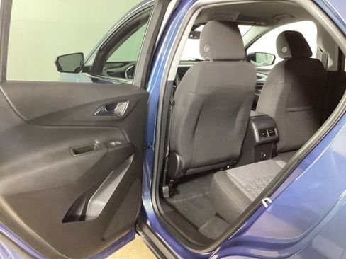 Used 2024 Chevrolet Equinox LT FWD image 27