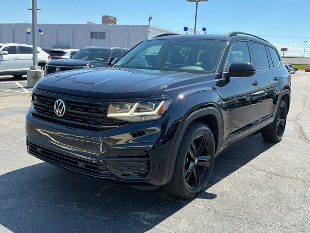 Certified 2023 Volkswagen Atlas SEL R-Line AWD/4WD image 7
