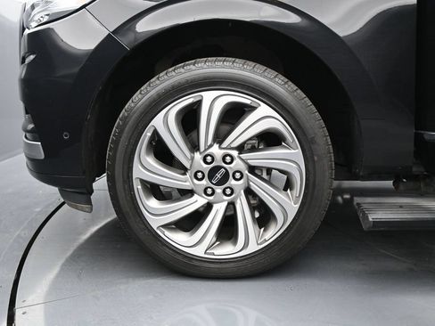 Used 2023 Lincoln Navigator Reserve AWD/4WD image 39