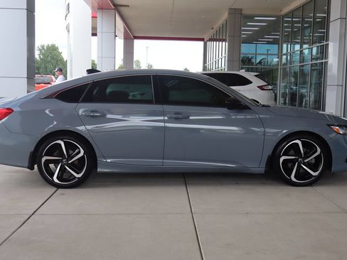 Used 2021 Honda Accord Sport Special Edition image 9