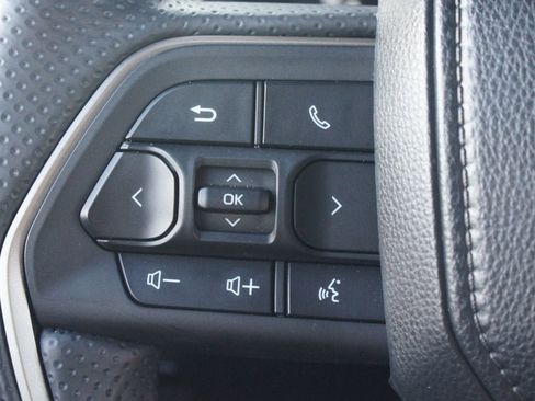 Used 2025 Toyota 4Runner TRD Off-Road Premium image 10