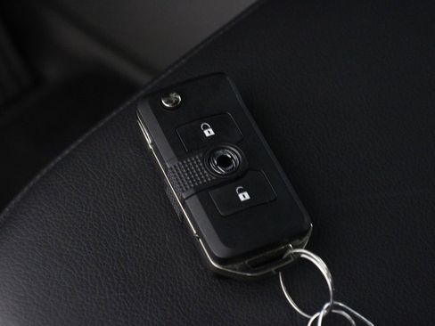 Used 2024 INEOS Grenadier Fieldmaster Edition image 32