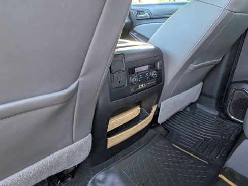 Used 2016 Chevrolet Tahoe LT RWD image 35