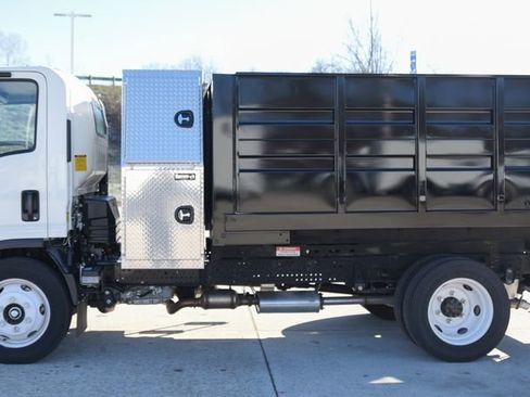 New 2025 Chevrolet Low Cab Forward RWD image 7