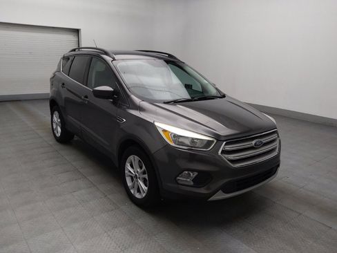 Used 2018 Ford Escape SE FWD image 13