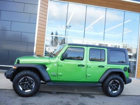 Used 2019 Jeep Wrangler Unlimited Sport image 2