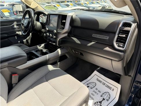 Used 2019 RAM 1500 Big Horn RWD image 31
