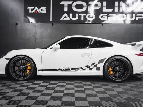 Used 2015 Porsche 911 GT3 RWD image 28