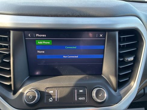 Used 2023 GMC Acadia SLE w/ Driver Convenience Package image 7