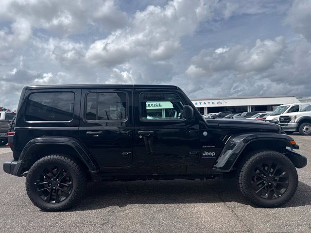 Used 2024 Jeep Wrangler Unlimited Sahara AWD/4WD image 4