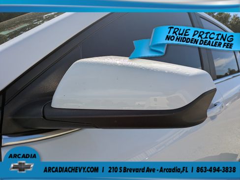 Used 2023 Chevrolet Equinox LT FWD image 11