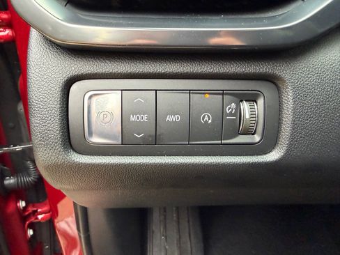 New 2026 GMC Acadia AT4 image 12