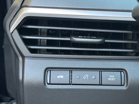 New 2026 Nissan Altima 2.5 SR FWD image 19