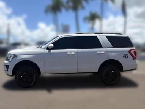 Used 2019 Ford Expedition XLT w/ Equipment Group 201A AWD/4WD image 4