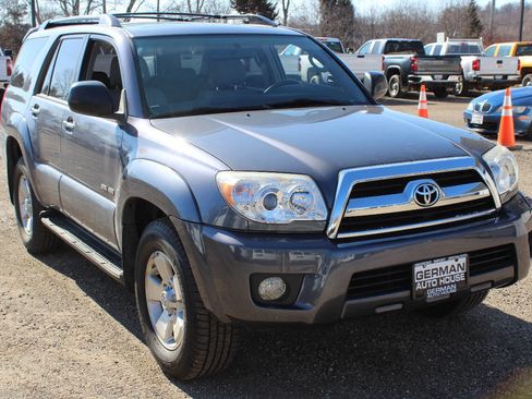Used 2006 Toyota 4Runner SR5 image 3