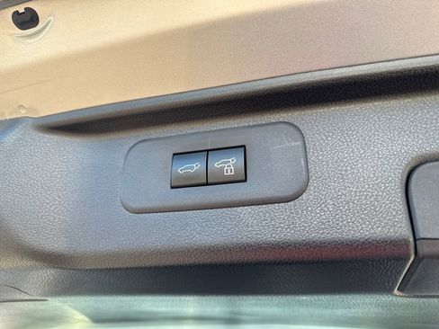 Used 2024 Toyota Grand Highlander XLE image 8