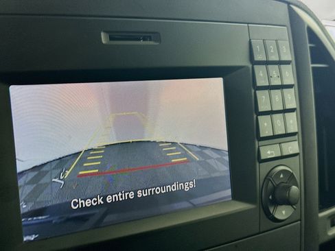 Used 2020 Mercedes-Benz Metris Passenger image 22