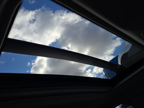 Used 2023 MAZDA CX-5 AWD 2.5 S w/ Premium Package image 16