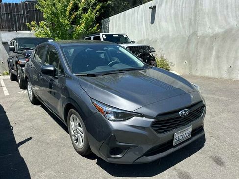 Certified 2025 Subaru Impreza 2.0i AWD/4WD image 2