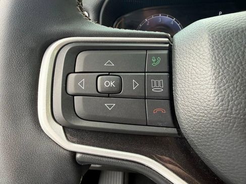Used 2022 Jeep Wagoneer Series I w/ Convenience Group I AWD/4WD image 15
