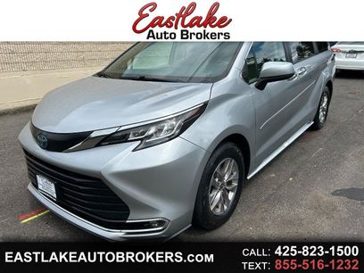 Used 2022 Toyota Sienna XLE w/ XLE Plus Package