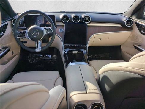 Used 2024 Mercedes-Benz C 300 Sedan image 18