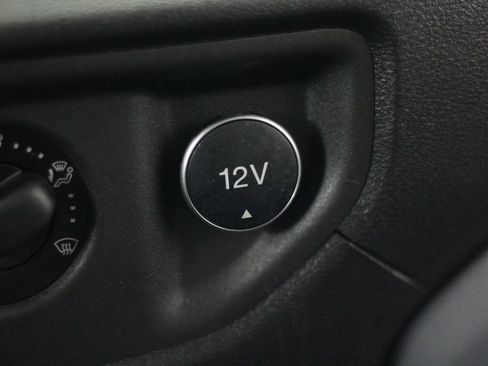 Used 2019 Ford Transit 250 130 Medium Roof RWD image 23