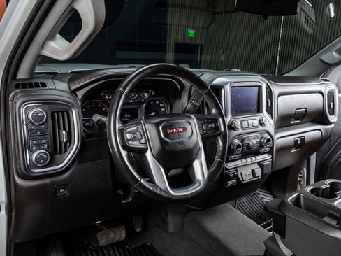 Used 2021 GMC Sierra 2500 SLE w/ SLE Value Package; image 17