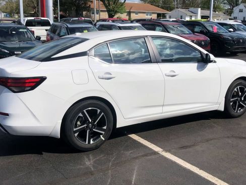 New 2025 Nissan Sentra SV w/ All-Weather Package FWD image 7