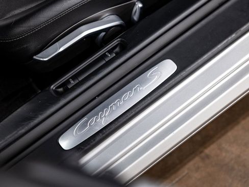 Used 2006 Porsche Cayman S image 37