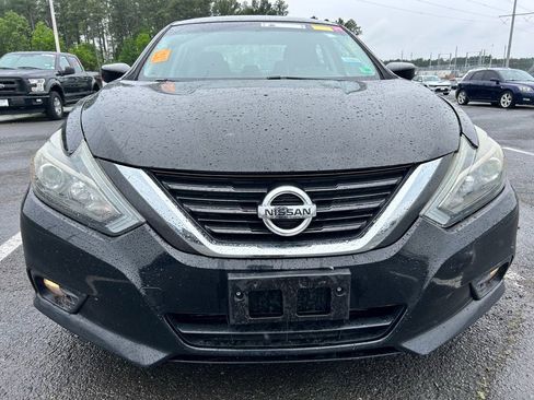 Used 2017 Nissan Altima 2.5 SR FWD image 7